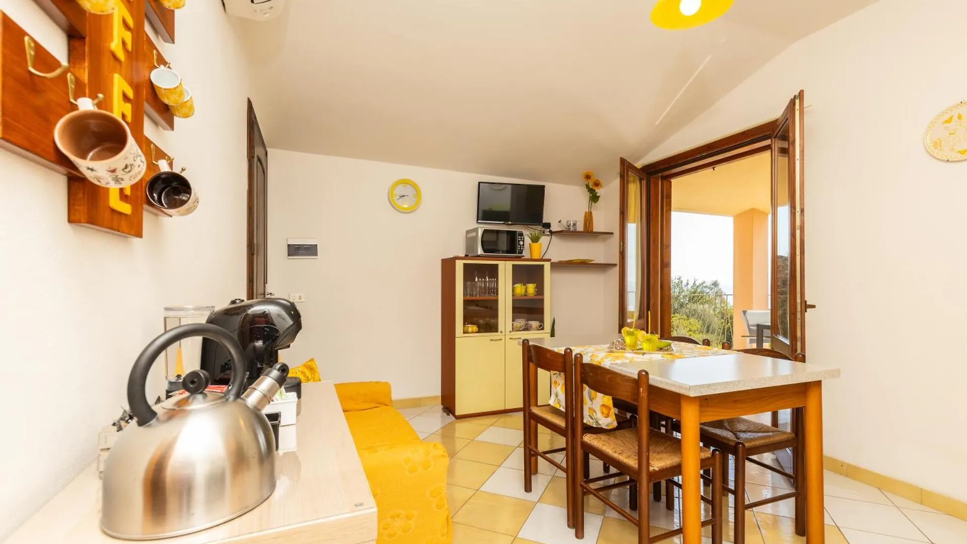 Appartamenti Flavia B Santa Maria Navarrese 0*,  Ιταλία